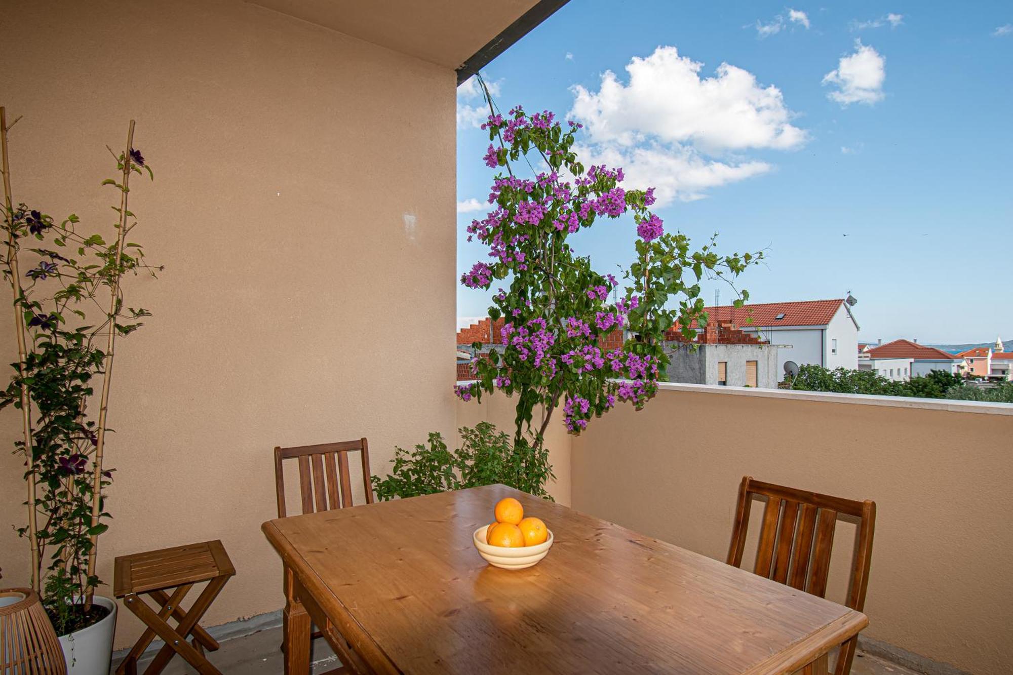 Apartment Nikola Kaštel Novi エクステリア 写真